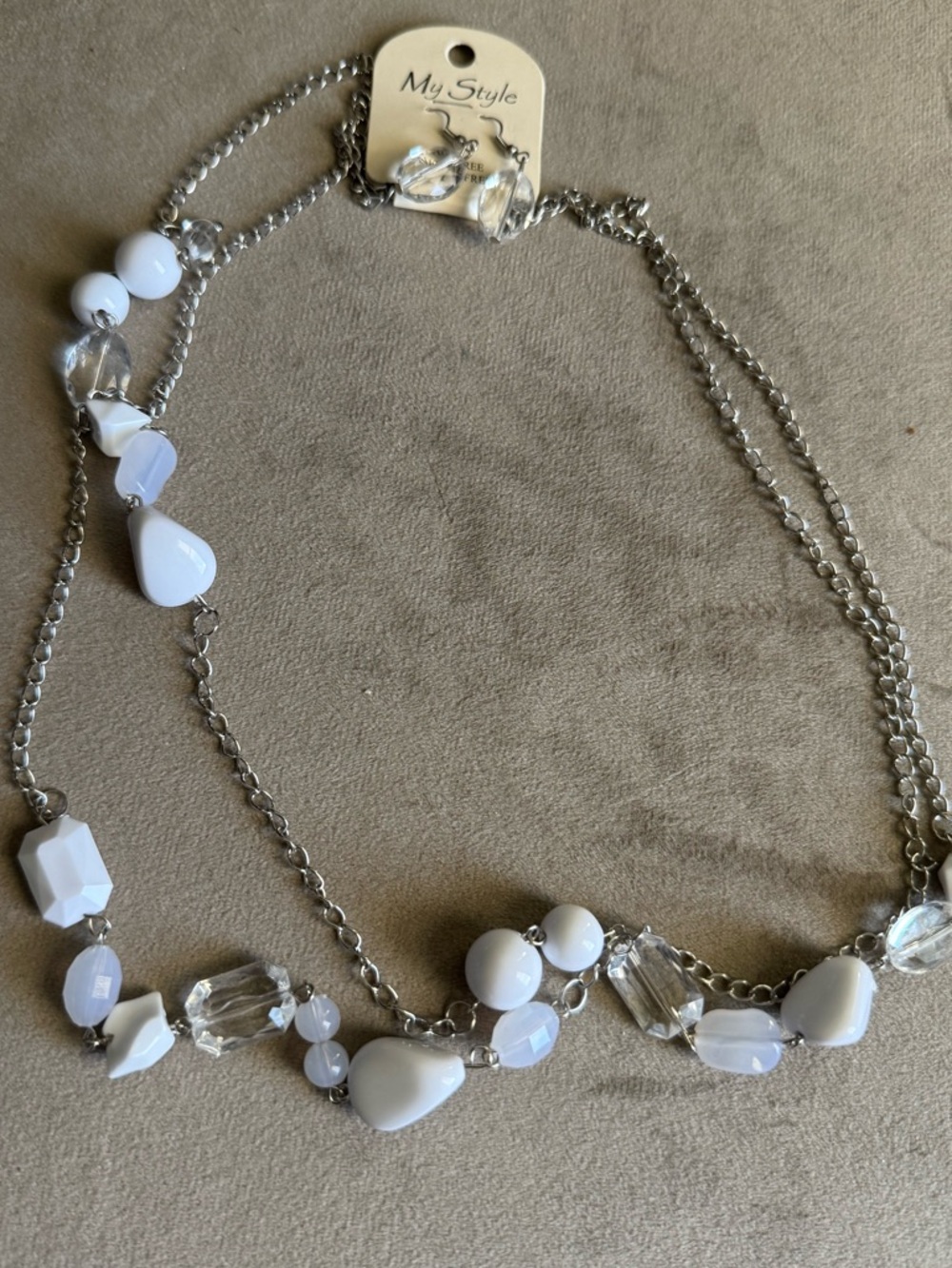 White Beaded Pendant Necklace - Elegant Silver Chain